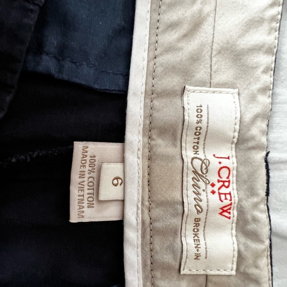 J Crew Navy Chino Broken In Shorts Size 6  Inseam 5” - Picture 3 of 3